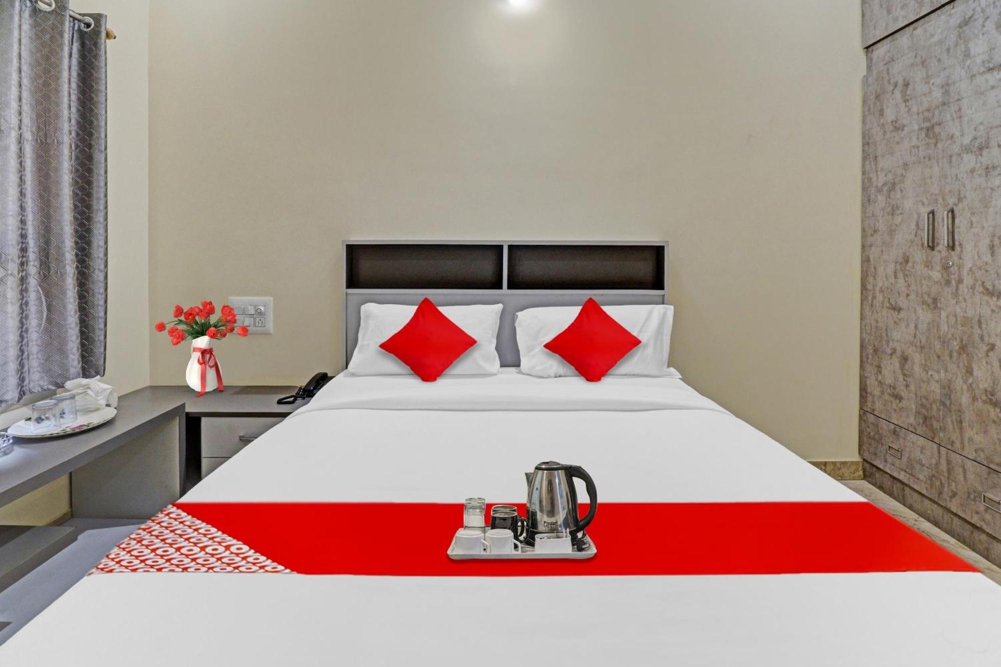 Hotel O I Care With Greenery Comforts Tumkur Exteriér fotografie